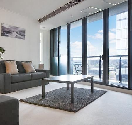 Mj Shortstay Whiteman St Apartment Melbourne Exterior foto
